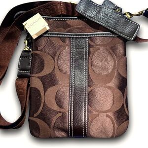 Authentic Coach Signature Canvas Crossbody Brown 
New With Tag